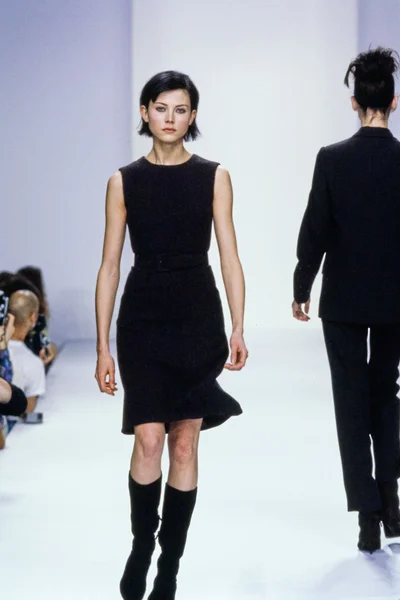 Look 19